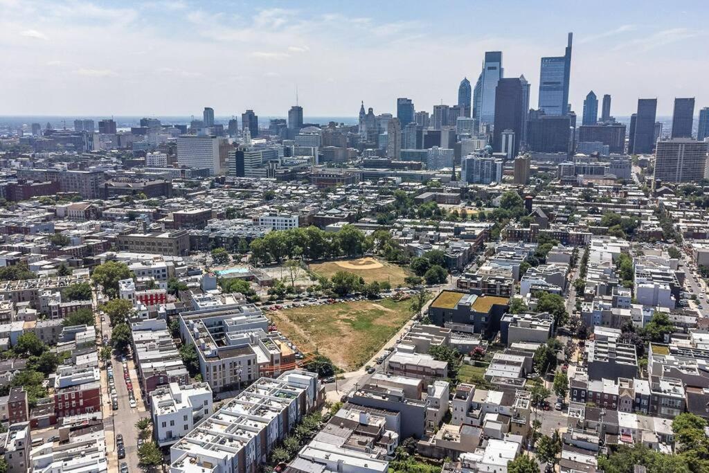 필라델피아 Trendy Fairmount Gem-5 Star Location, Roof Deck, Parking, Gr8 For Families 아파트 외부 사진