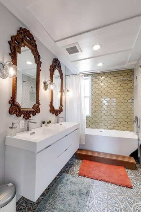 필라델피아 Trendy Fairmount Gem-5 Star Location, Roof Deck, Parking, Gr8 For Families 아파트 외부 사진