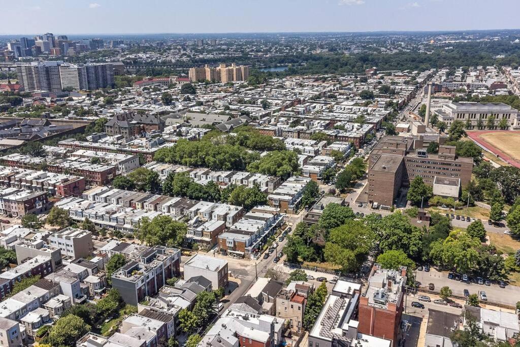 필라델피아 Trendy Fairmount Gem-5 Star Location, Roof Deck, Parking, Gr8 For Families 아파트 외부 사진